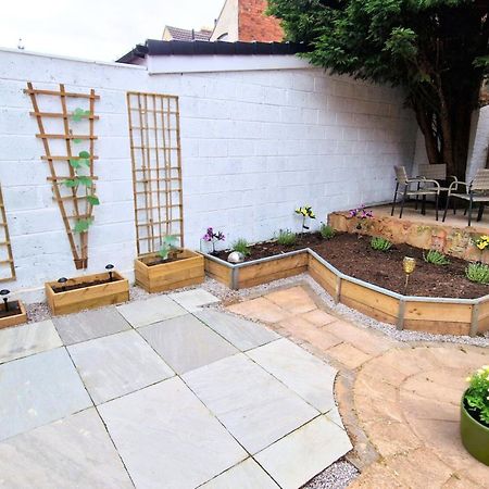 Luxury Family Apartment- Close To Leicester University ภายนอก รูปภาพ